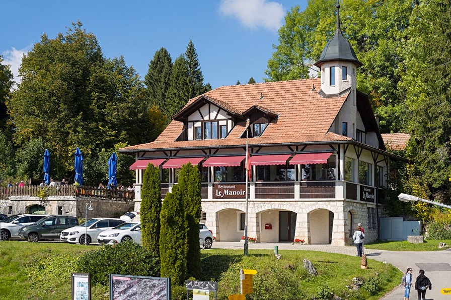 Le Manoir